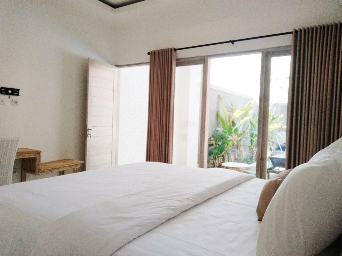 Berawa Dini Guesthouse Canggu Eksteriør bilde
