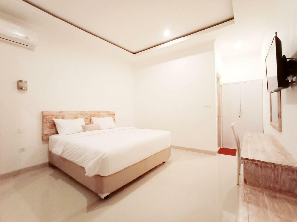 Berawa Dini Guesthouse Canggu Eksteriør bilde