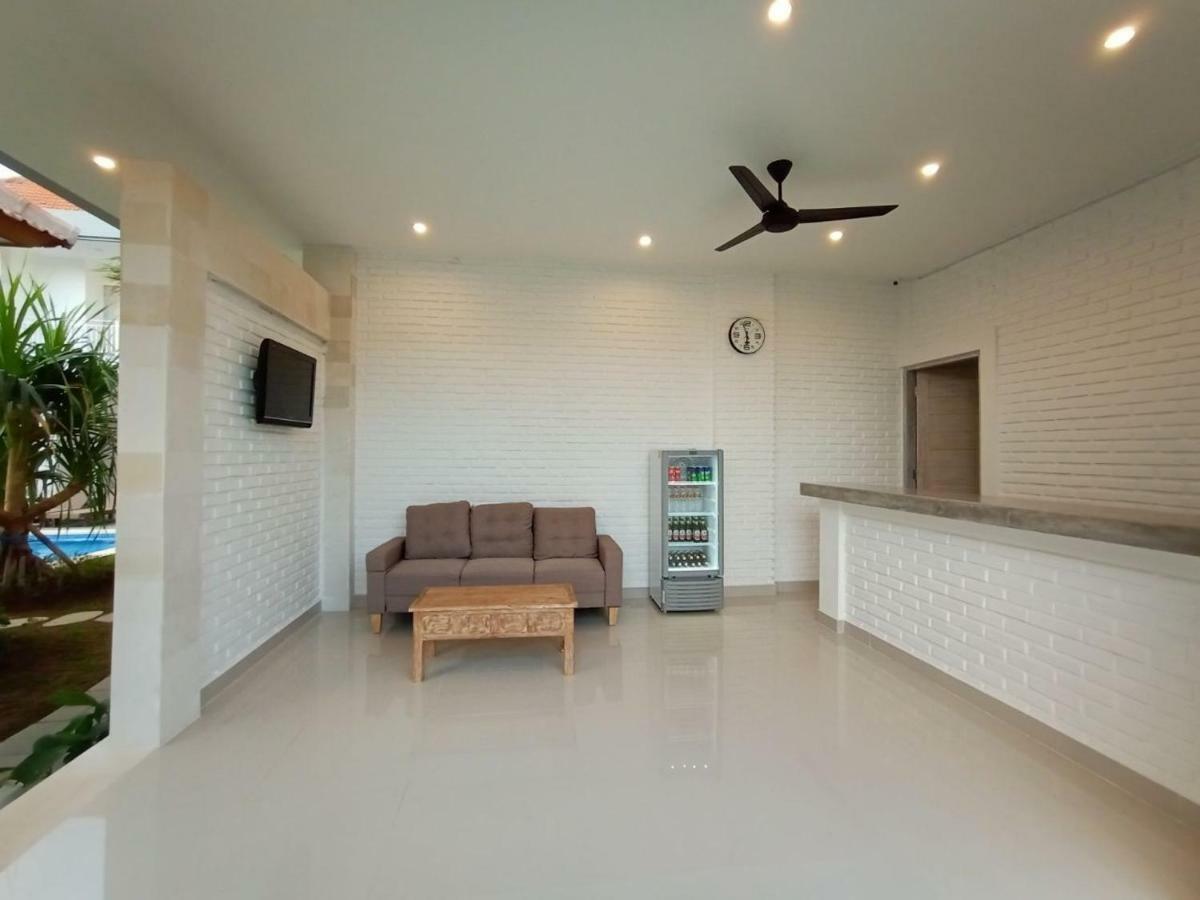 Berawa Dini Guesthouse Canggu Eksteriør bilde